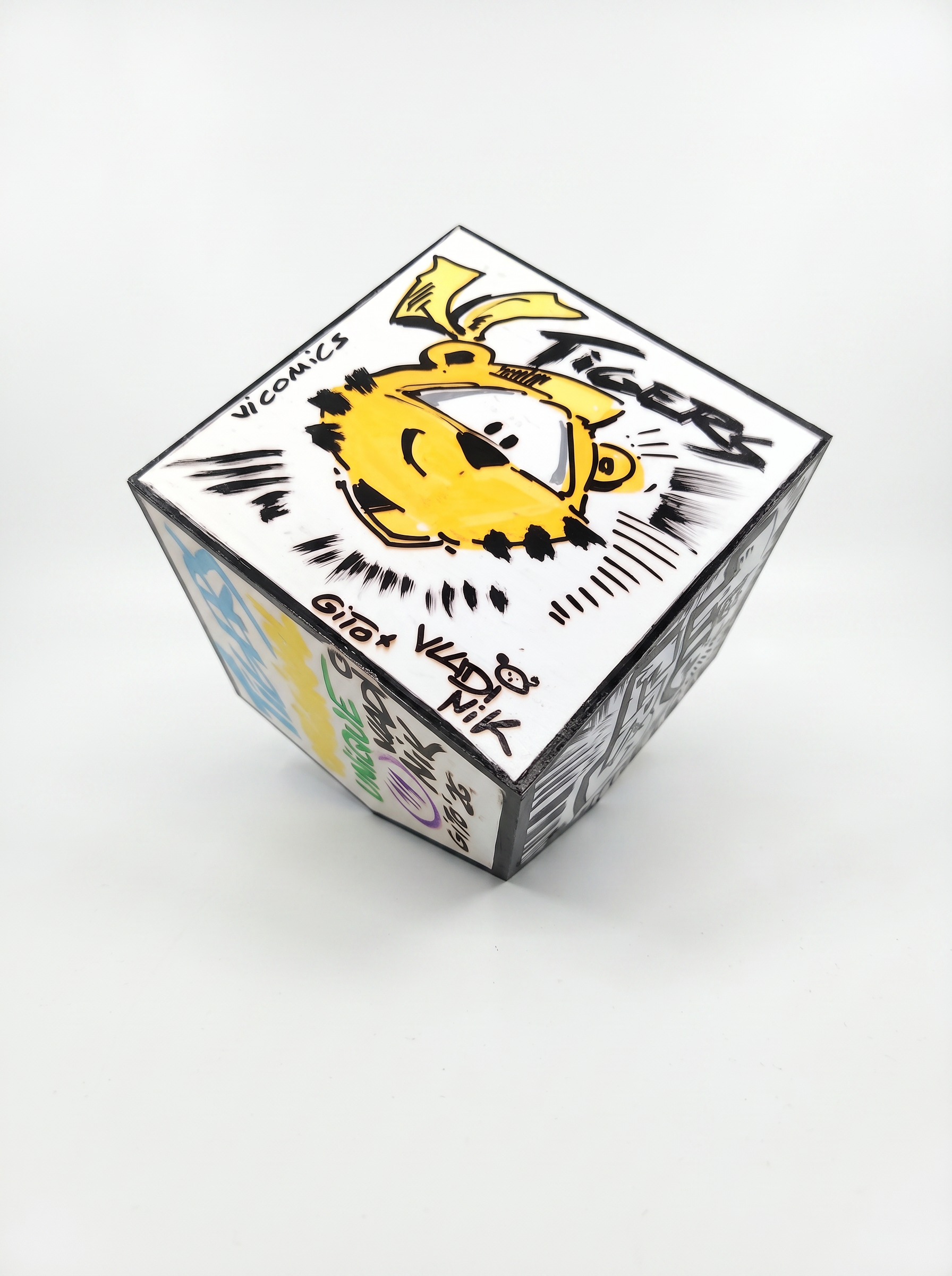 1/1 Unique Art Cube | Cube #03 | Gito x Art Vladi