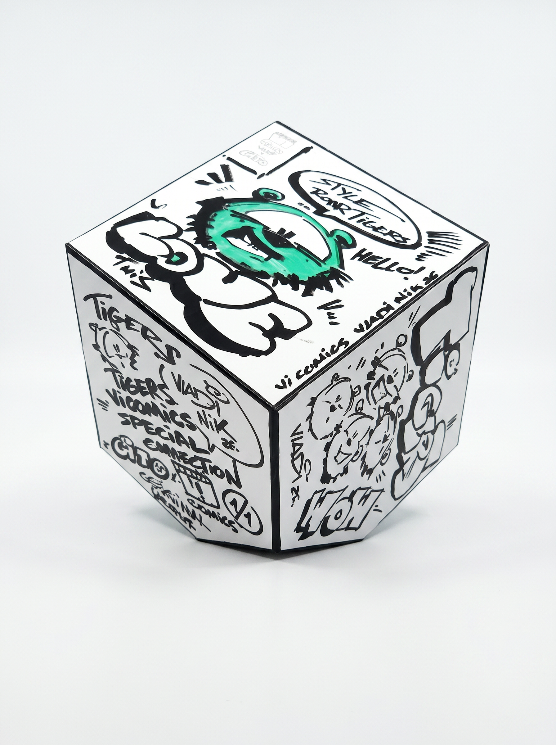 1/1 Unique Art Cube | Cube #04 | Gito x Art Vladi