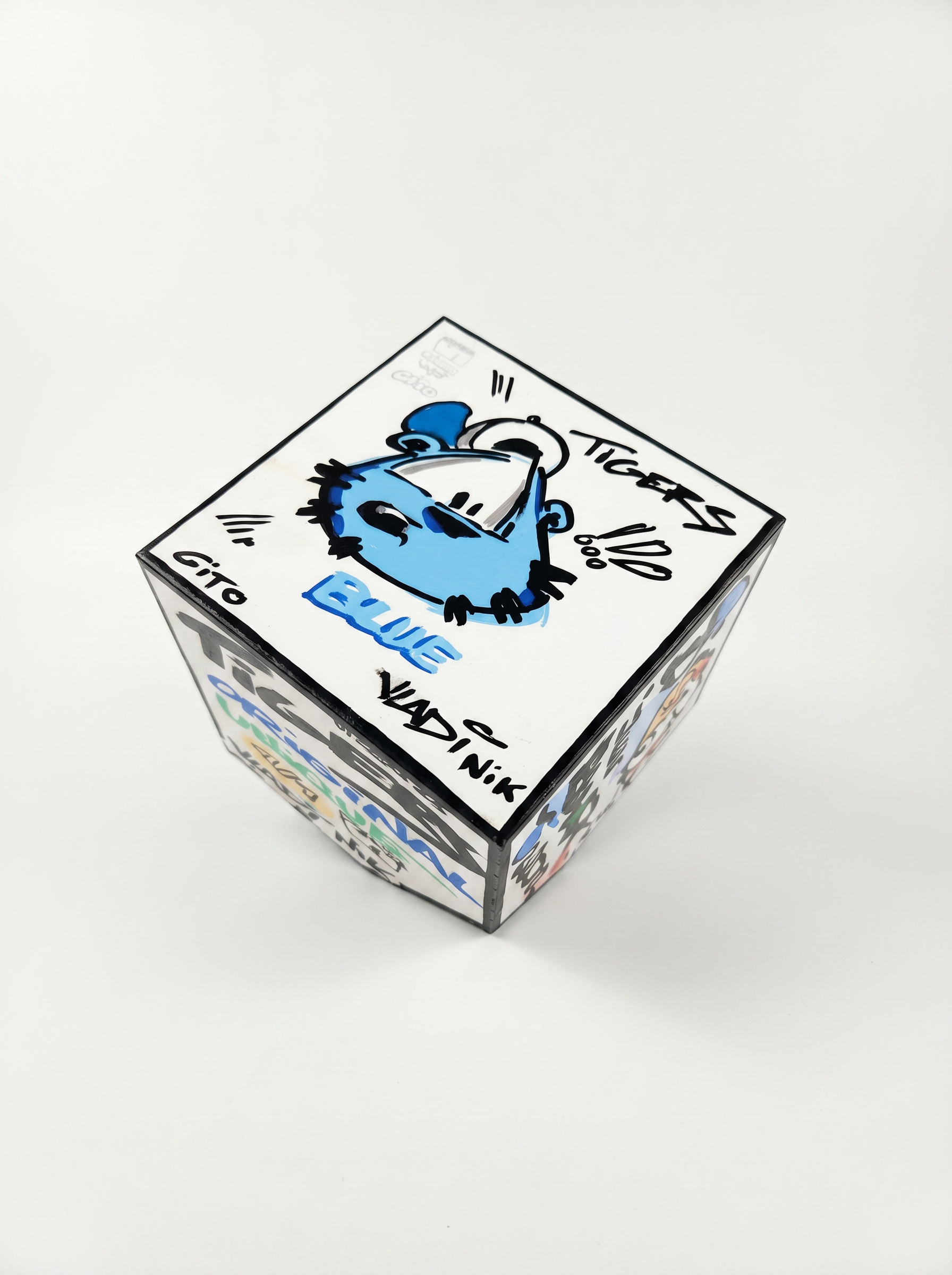1/1 Unique Art Cube | Cube #01 | Gito x Art Vladi
