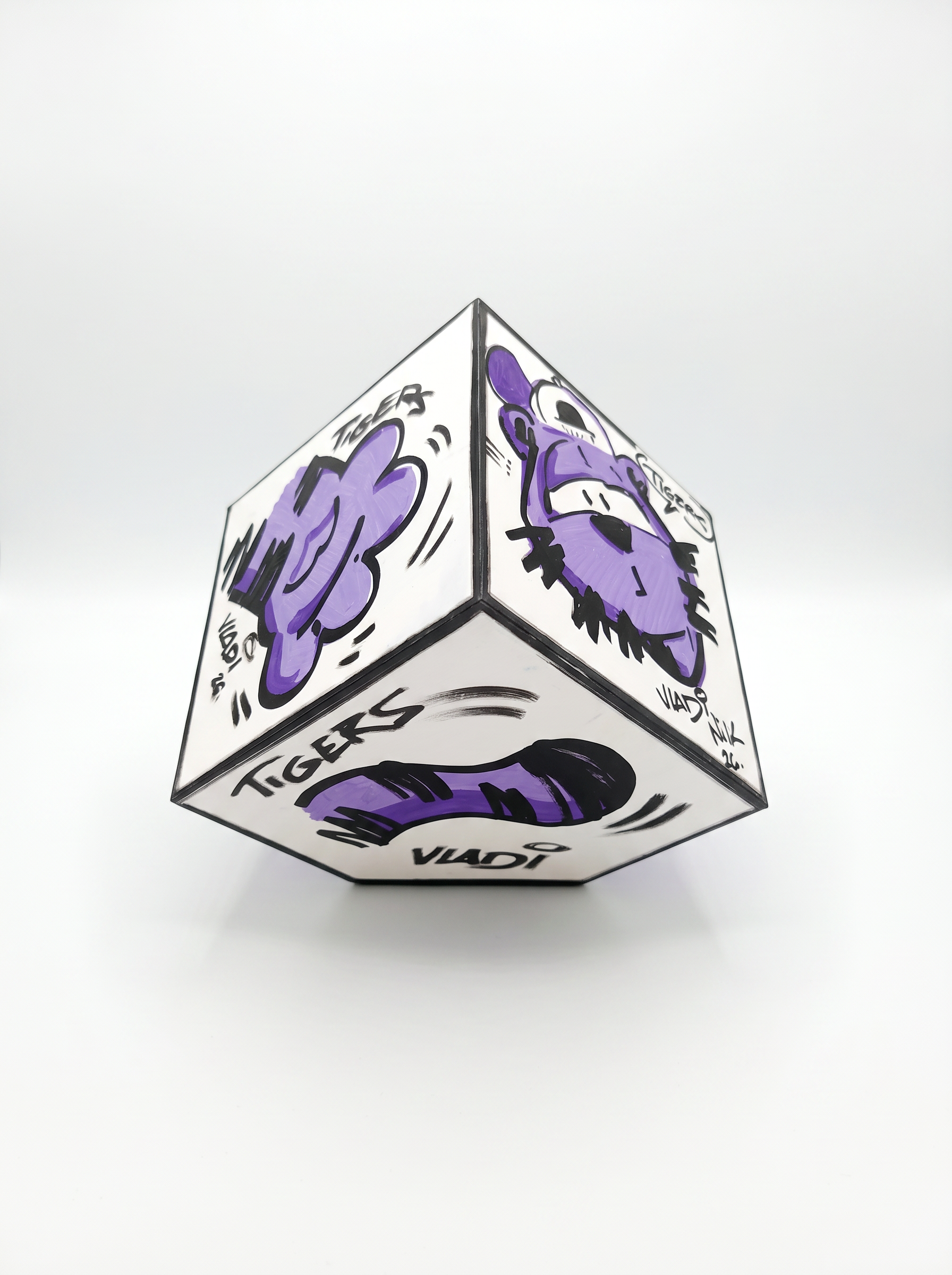 1/1 Unique Art Cube | Cube #10 | Gito x Art Vladi