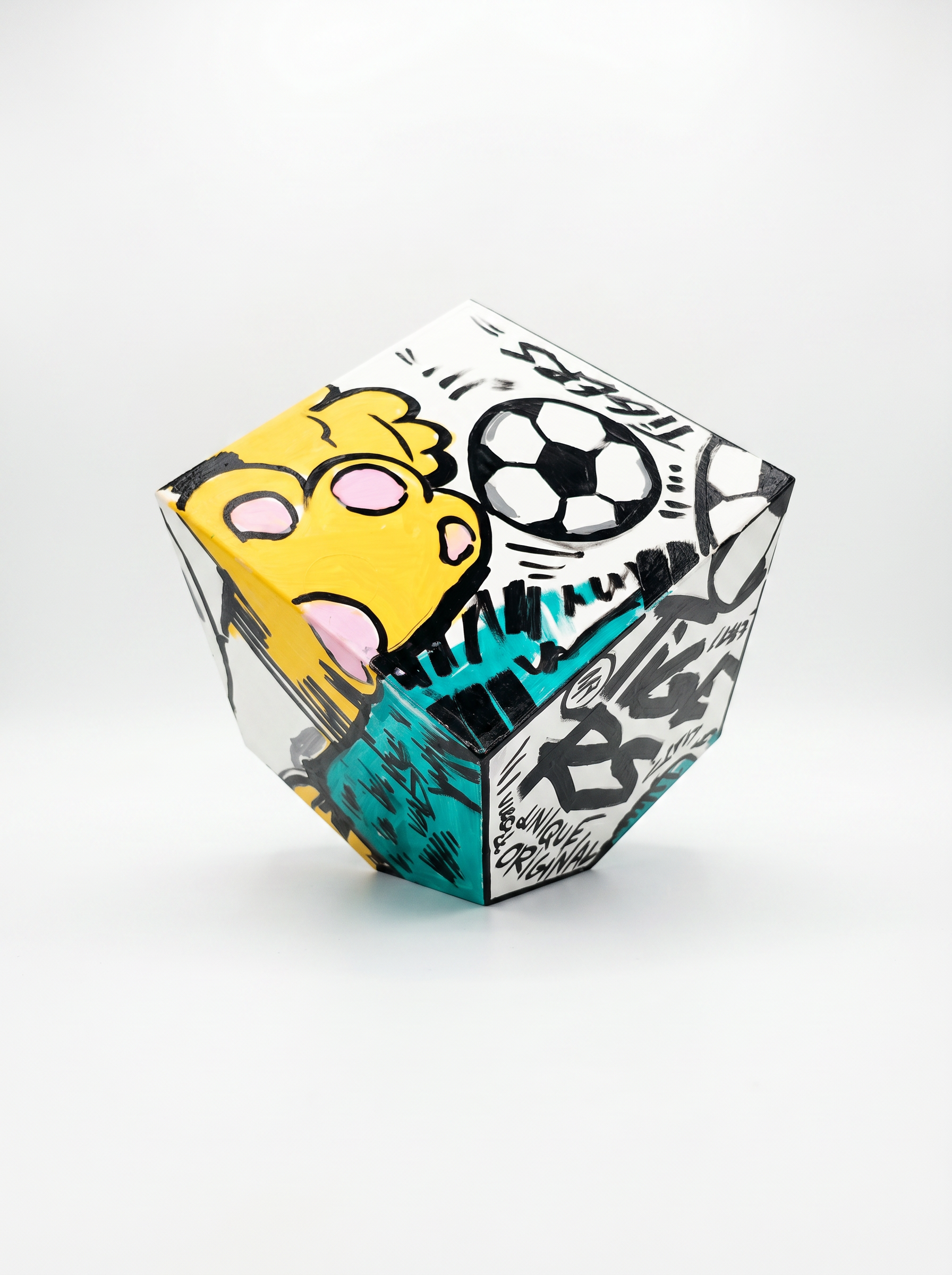 1/1 Unique Art Cube | Cube #06 | Gito x Art Vladi