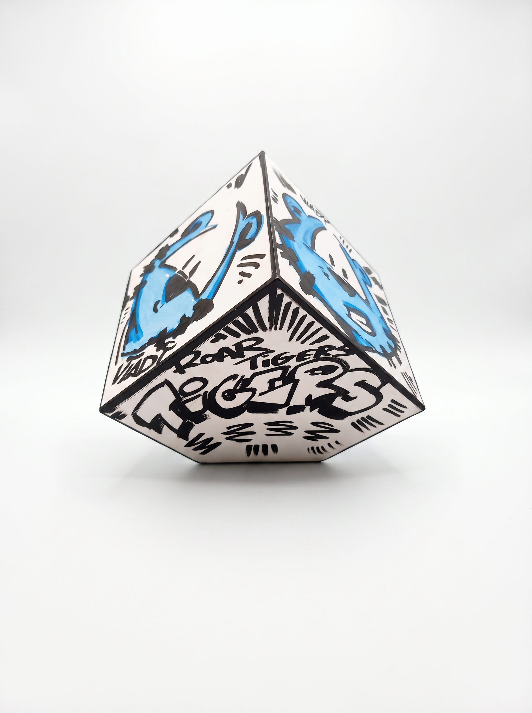 1/1 Unique Art Cube | Cube #02 | Gito x Art Vladi