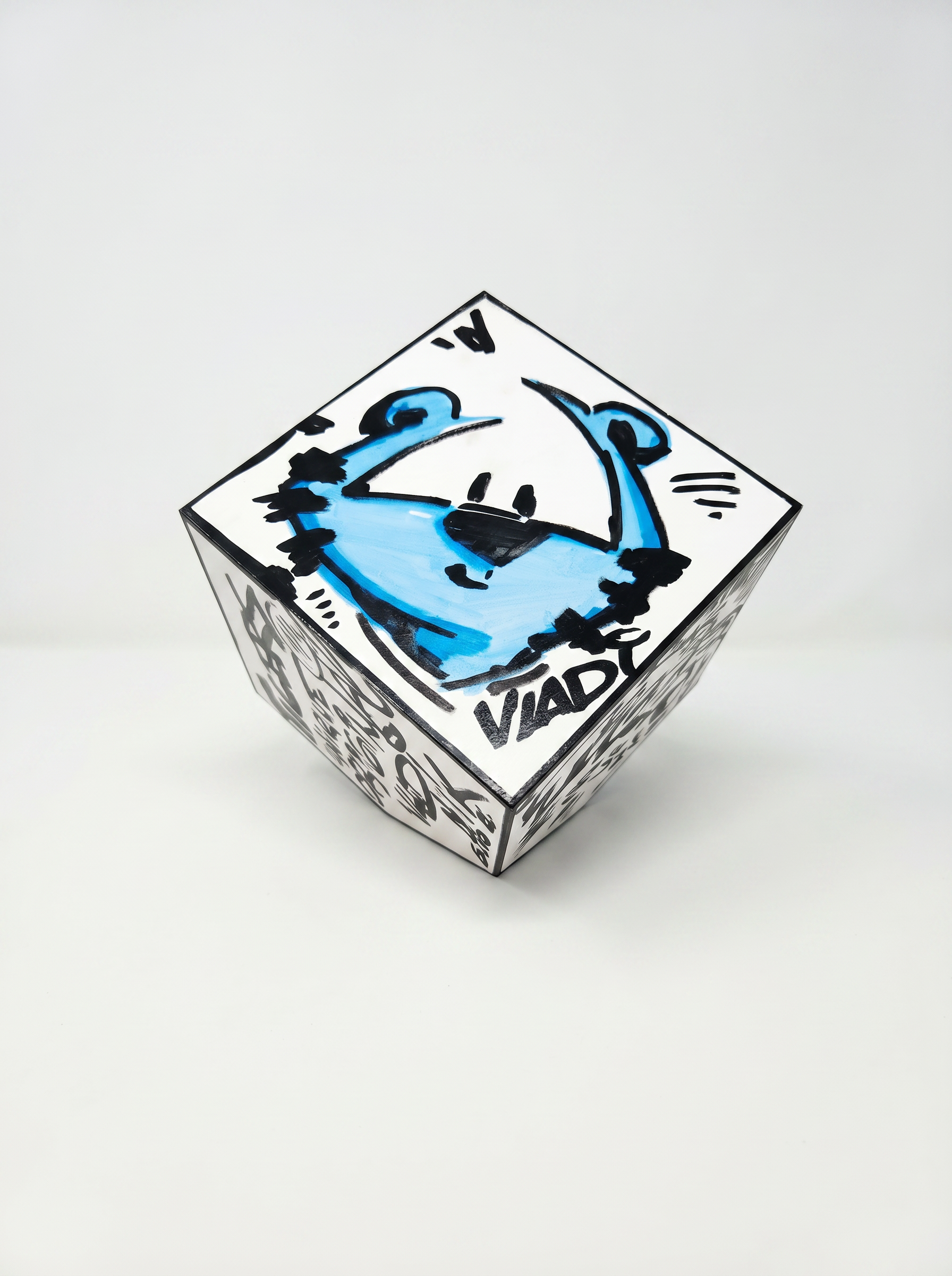 1/1 Unique Art Cube | Cube #02 | Gito x Art Vladi