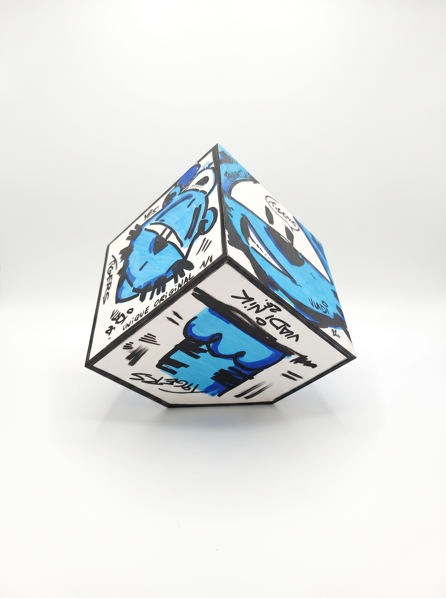 1/1 Unique Art Cube | Cube #12 | Gito x Art Vladi